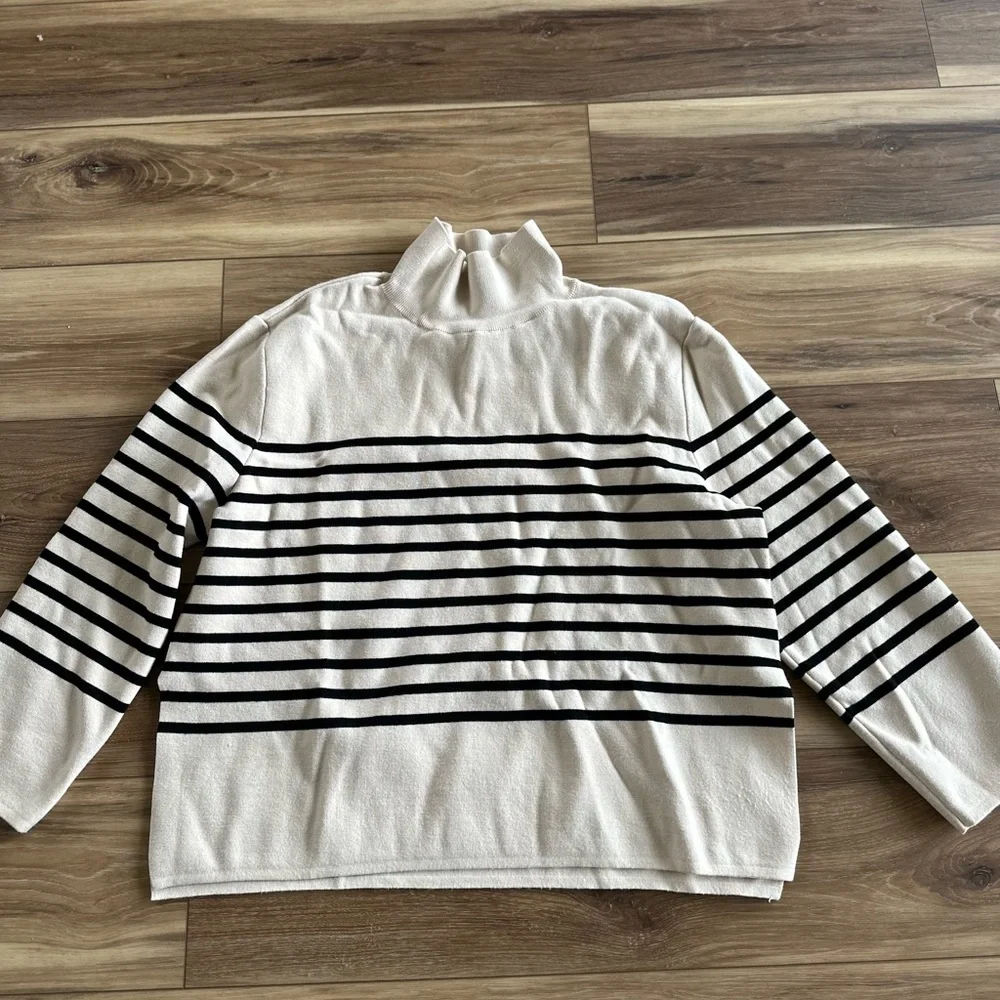 H&M womens high collar striped sweater size medium